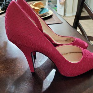 Jessica Simpson Fuchsia Peep Toe Heels -Like New